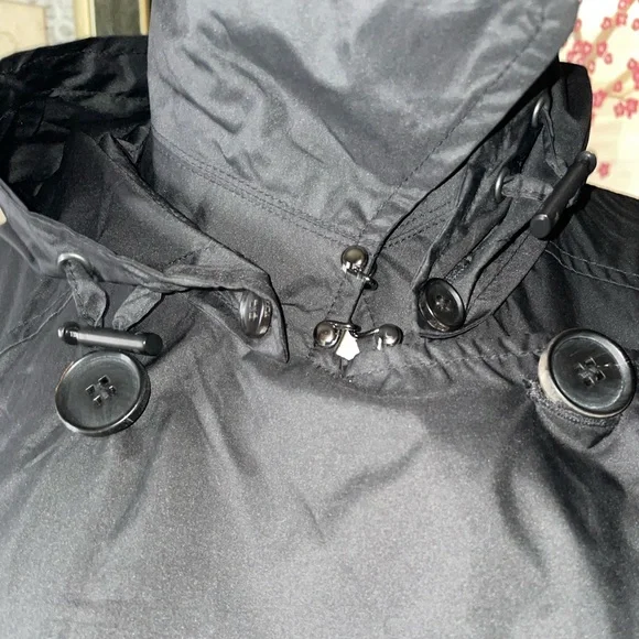 #29🎊Live 3/10/23 @7:30pm cst🖤Great Used Condition M Tumi Trench coat. - Picture 9 of 16